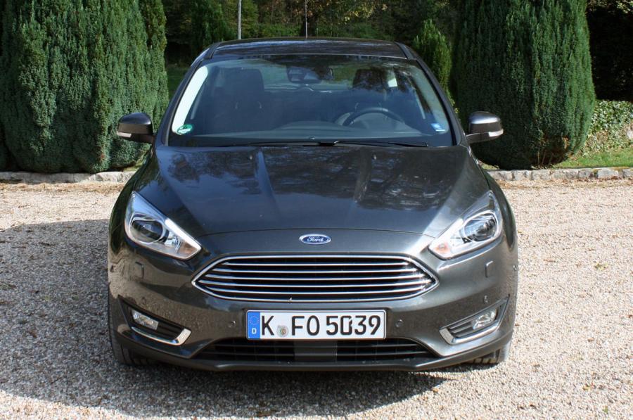  Ford Focus 1.0L EcoBoost 2014 года  (фото 23 из 27)